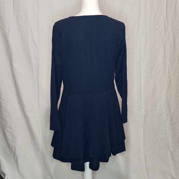 SHEIN Women's V-neck Two-Layer Hem Mini Dress NWT - Picture 7 of 12